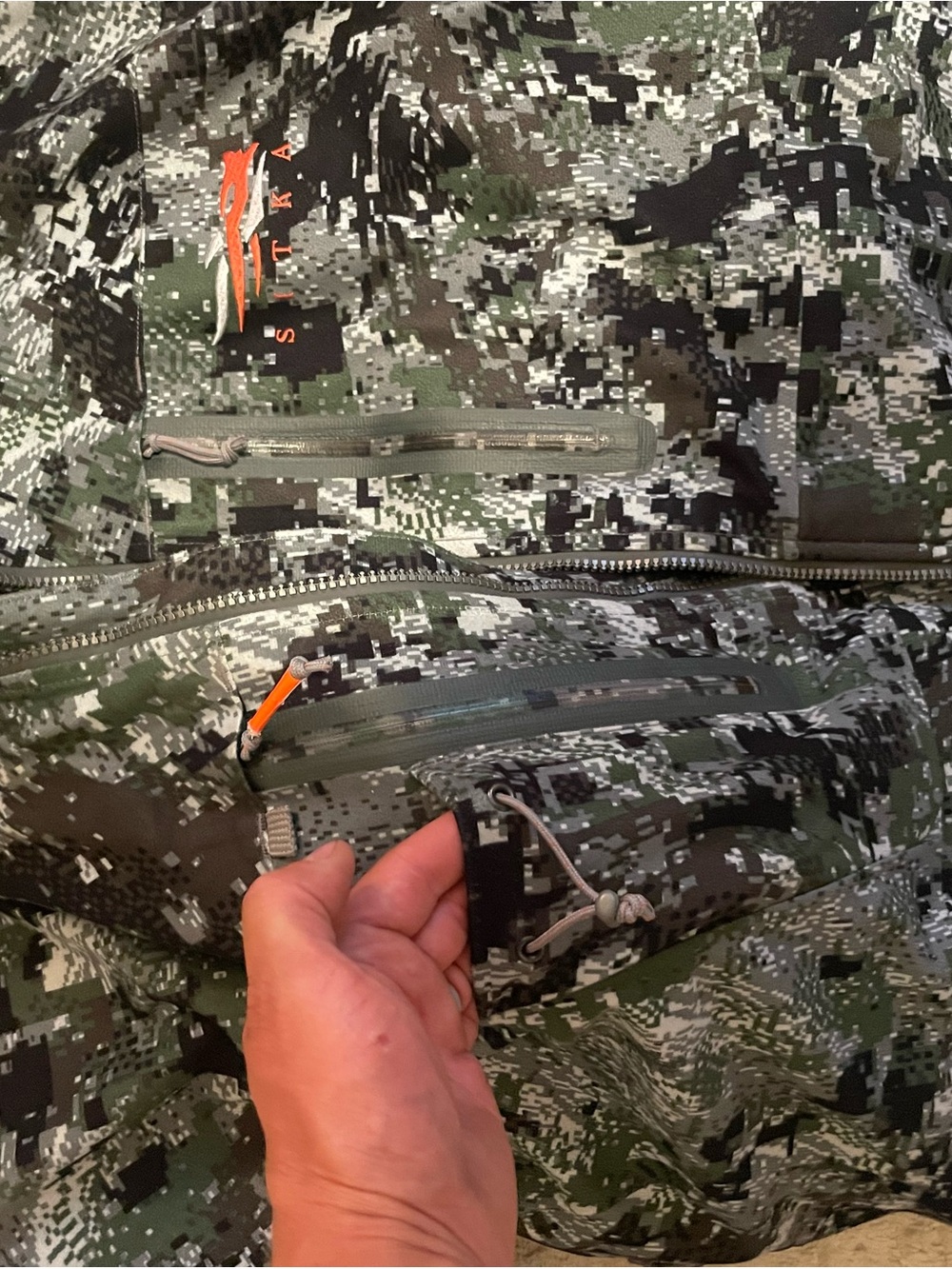 Men's Insulated Hooded Jacket - Camo Digital Print - Picture 2 of 5